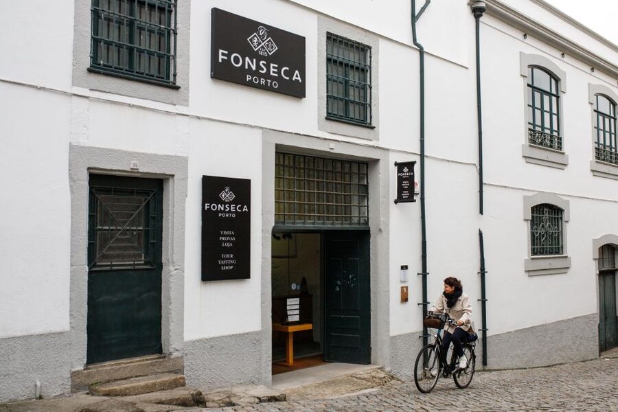 Porto: Fonseca Cellar Tour & Fado Show with Optional Dinner - Bin 27 and Siroco: Two Ports, Two Different Ideas