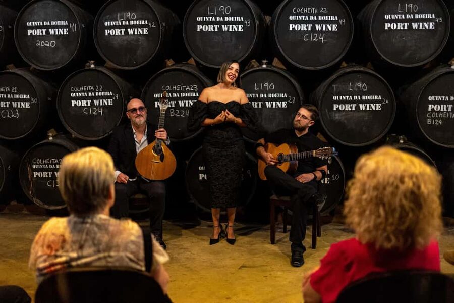 Porto: Live Fado Show with Port Wine Tasting - A Walk Through the Quinta da Boeira Garden