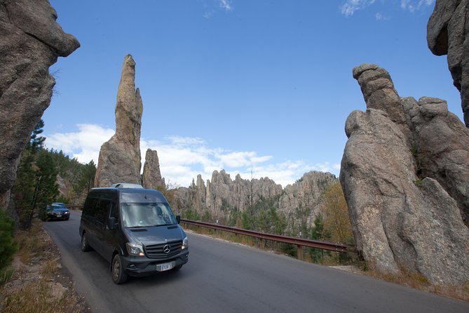 Premiere Private Black Hills Tour: Mt Rushmore, Crazy Horse & Custer State Park - South Dakota 87 and the Needles Highway