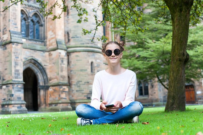 Private Glasgow West End Tour: Arts and Culture - Byres Road and Òran Mór: a short local pause
