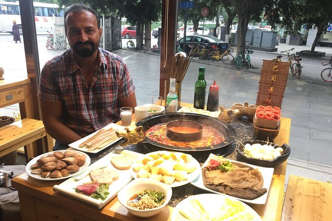 Private Half-Day Tour in Sichuan Culture Show with Hot Pot Dinner in Chengdu - What to expect from the heat