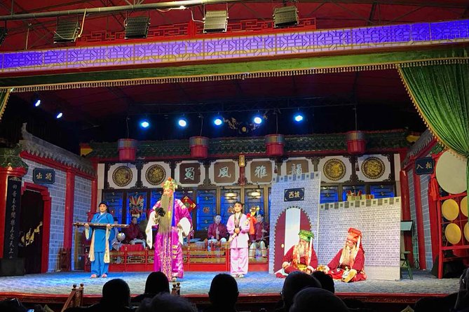 Private Half-Day Tour in Sichuan Culture Show with Hot Pot Dinner in Chengdu - Who will get the most from this evening?