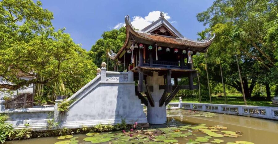 Private Hanoi City Tour: HoChiMinh Mausoleum & Water Puppet - Hoan Kiem Lake, Ngoc Son Temple, and Huc Bridge