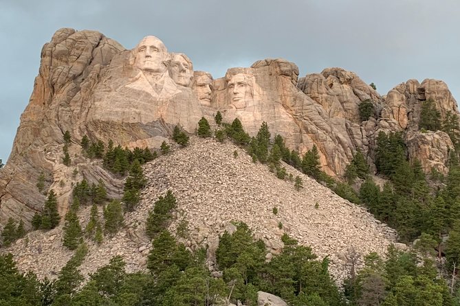 Private Mt Rushmore, Crazy Horse, Custer State Park Monument Tour - Who should book this tour