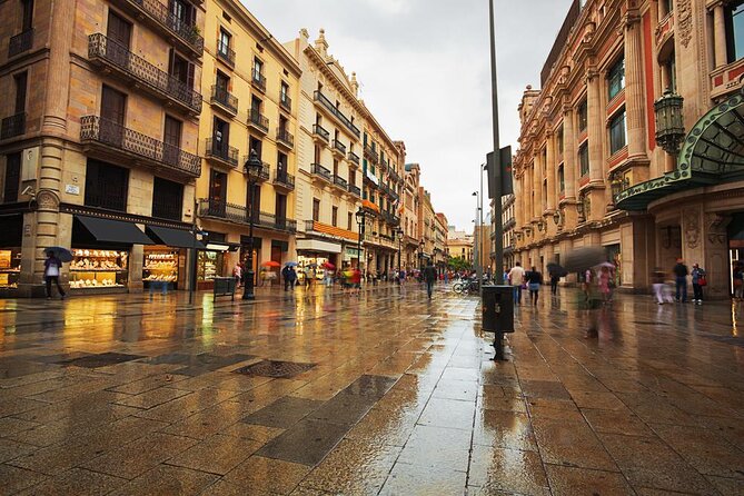 Private Tour: Tapas, Wine & Flamenco Show in Barcelona’s Old Town - A Barcelona night built around food and flamenco