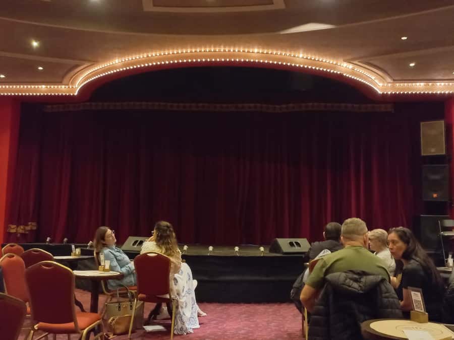 Puerto Iguazú: Madero Tango Show with Optional Dinner - Key points to know before booking