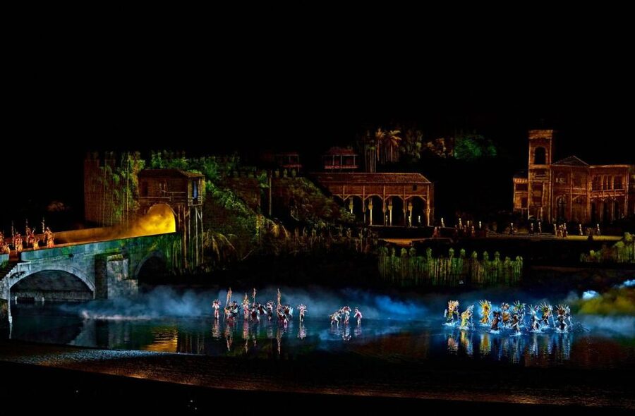 Puy du Fou España "El Sueño de Toledo" Night Show - Video projections, lights, and 60 water jets