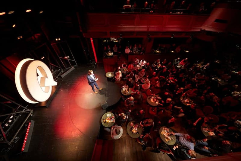 Quatsch Comedy Club Berlin: Die Live Show Entry Ticket - Arriving at the ticket counter before showtime