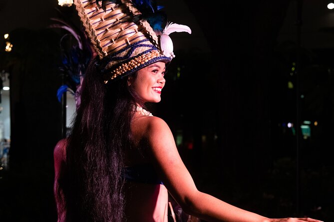 Queens Waikiki Luau with Dinner Buffet and Cultural Activities - What happens from the 5:00 pm start