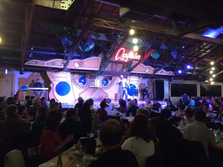 Rafain Palace: Barbecue Dinner Show - Who will enjoy Rafain Palace most?