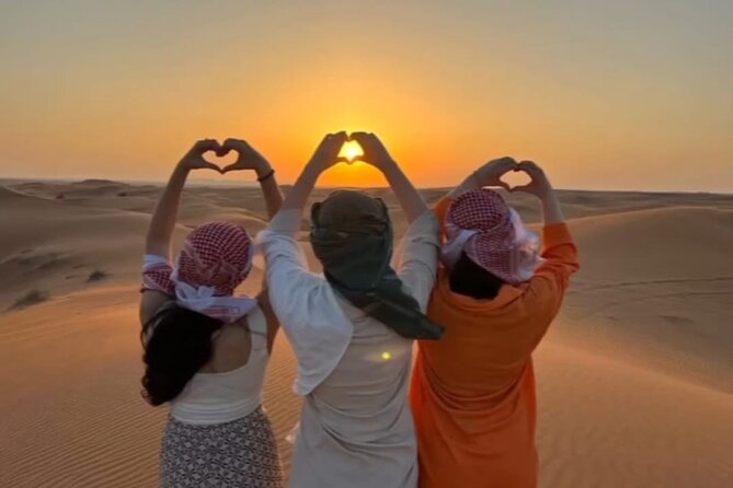 Red Dune Desert Safari With 4x4 pick up & drop off BBQ Live Show - What this Dubai safari is really offering