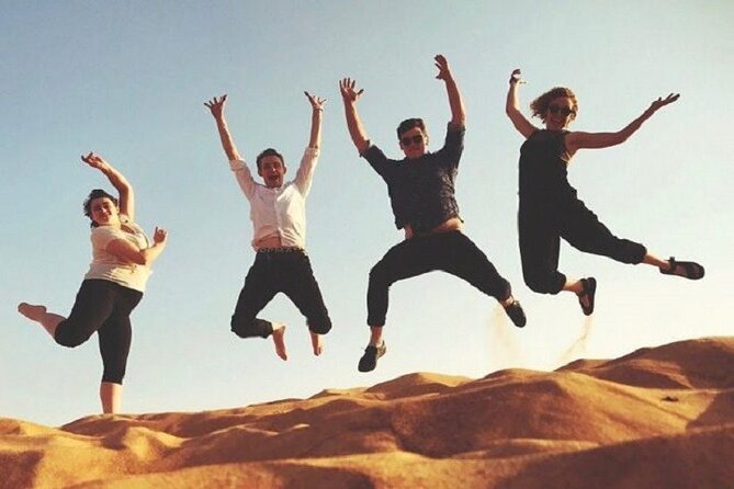 Red Dunes Dubai Desert Safari with Live show, Sandboarding & BBQ - Timing, comfort, and practical details