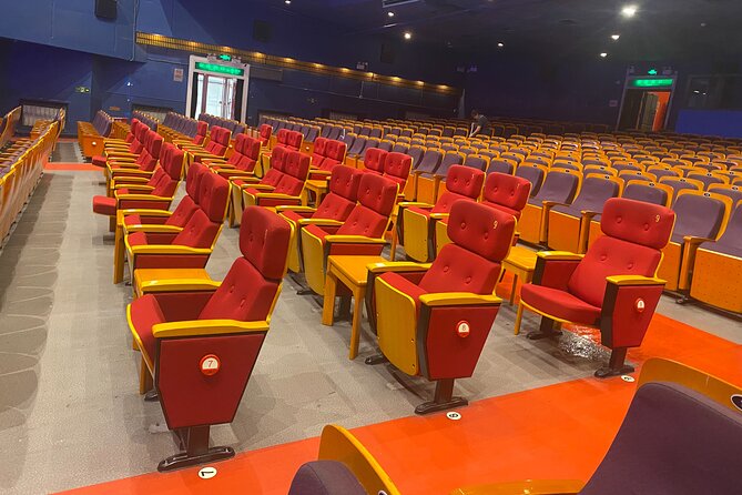 Red Theater Beijing Acrobatic Show Tickets Booking - A compact 60-minute break in a busy Beijing day