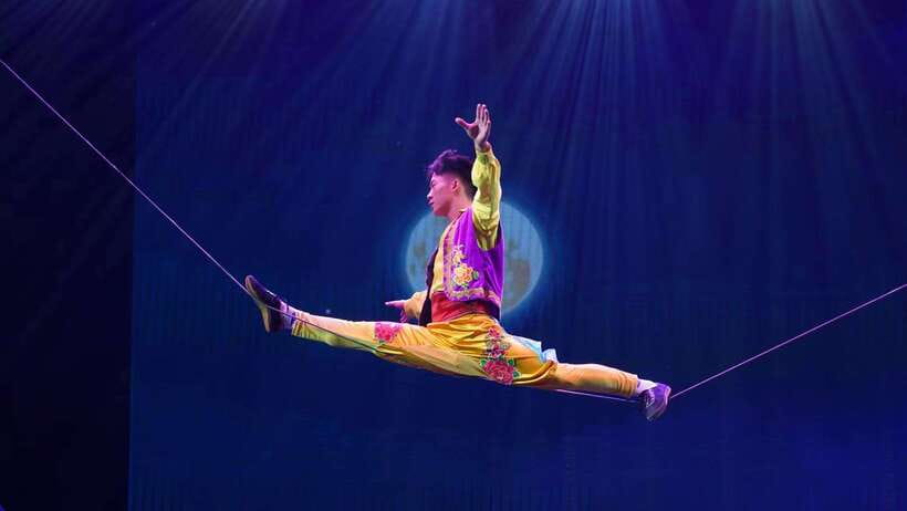 Red Theatre Beijing Acrobatic Show Tickets - Choosing your seat at Red Theatre