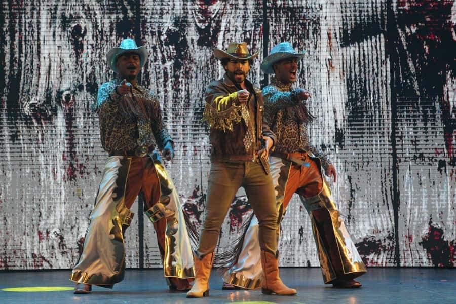Rio de Janeiro: Roxy Dinner Show with Hotel Pickup - Is $229 a fair price?