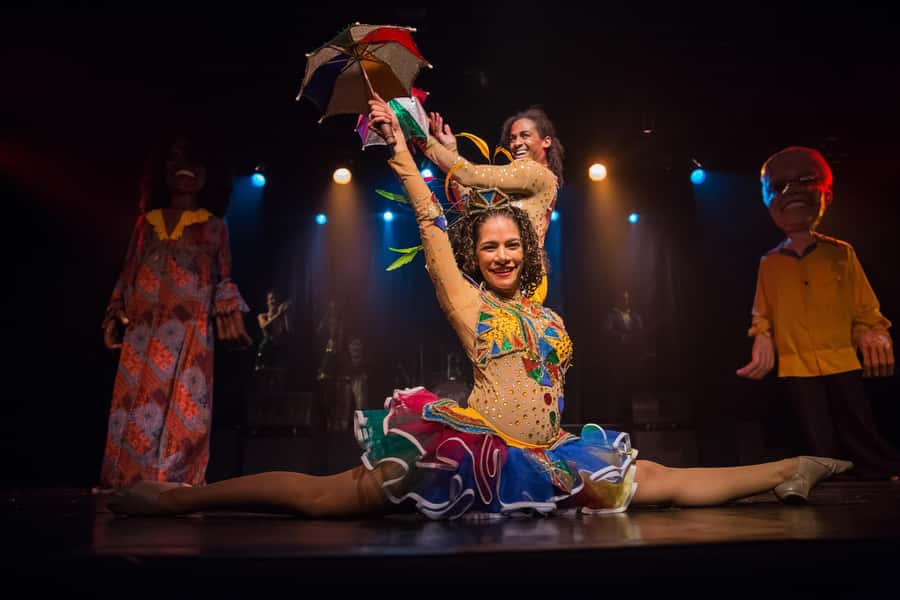 Rio de Janeiro: Samba Show Admission & Transfer - Option one: show admission without dinner