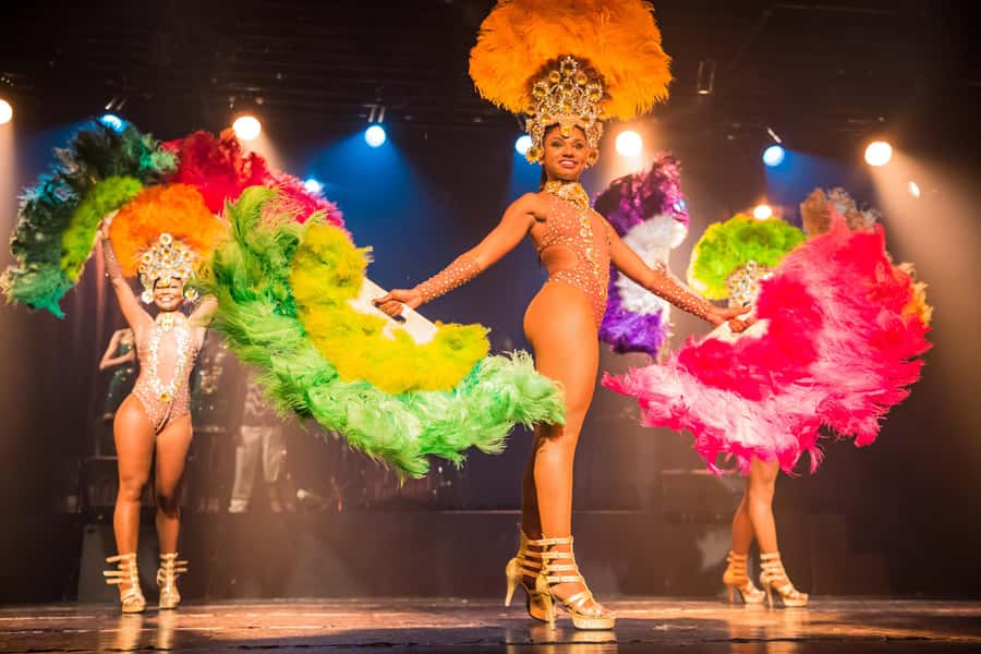 Rio de Janeiro: Samba Show Admission & Transfer - Inside the two-hour performance