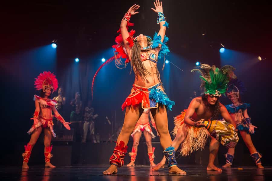 Rio de Janeiro: Samba Show Admission & Transfer - How to make the evening run better