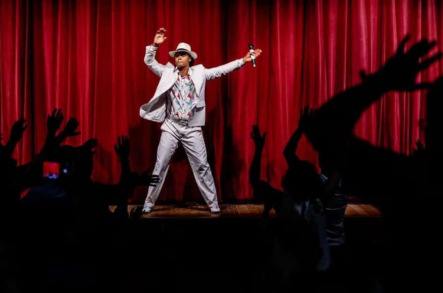 Rio: Ginga Tropical Folkloric Show & Optional Dinner - Expect a short evening, not a full-night event