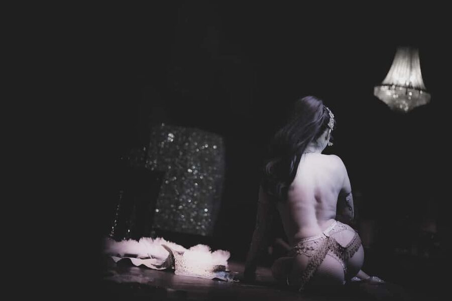 Rome: Cabaret Burlesque Show Experience with Dinner - Entering the Club After 8:00 PM