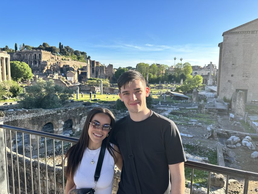 Rome: Colosseum, Circus Maximus, Forum & Ancient Rome Tour - Portico of Octavia and the walk to Tiber Island