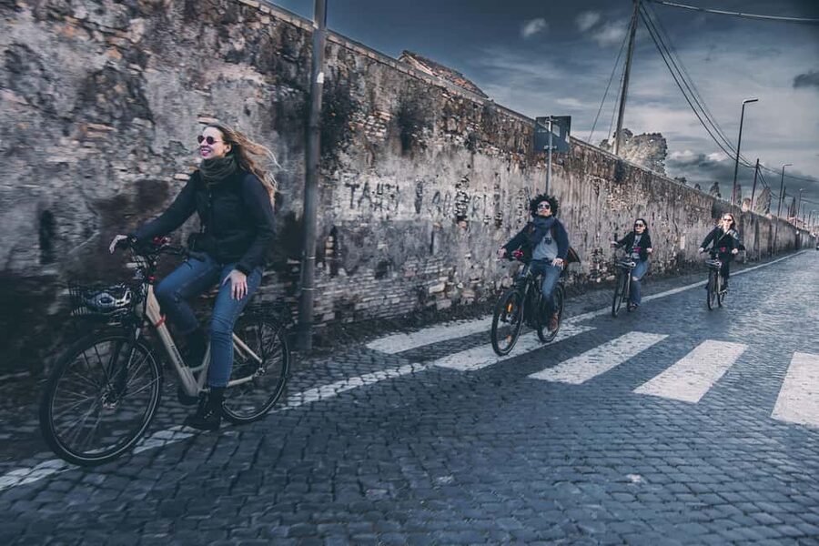 Rome: E-bike Tour From The Circus Maximus To The Catacombs - Why the Appian Way makes a good cycling route
