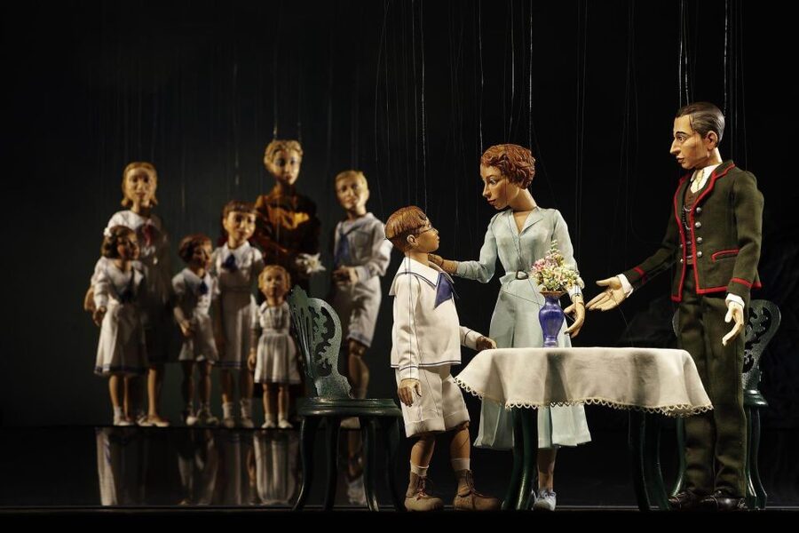 Salzburg: The Sound of Music at Marionette Theater Ticket - Following The Sound of Music in English