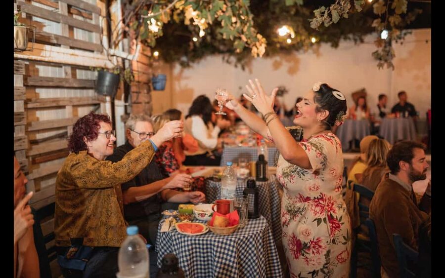 Santorini: The Greek Wedding Show - What you actually eat and drink