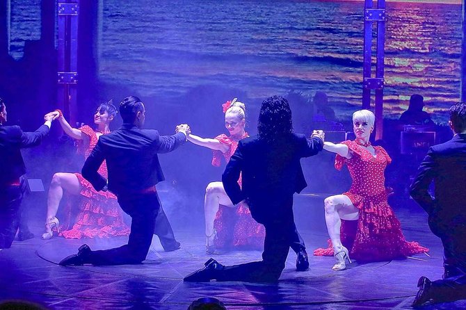 Señor Tango Show with Optional Dinner in Buenos Aires - Seating, language, and the rhythm of the show