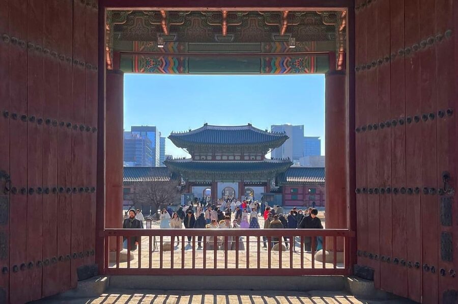 Seoul : Le Space Art Museum, Hanok, Inner Zoo (+Nanta Show) - Eunpyeong Hanok Village offers a quieter Korean pause