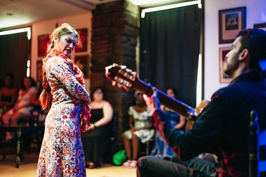 Seville: Baraka Sala Flamenca Show with Drink in Triana - Should you book this flamenco show?