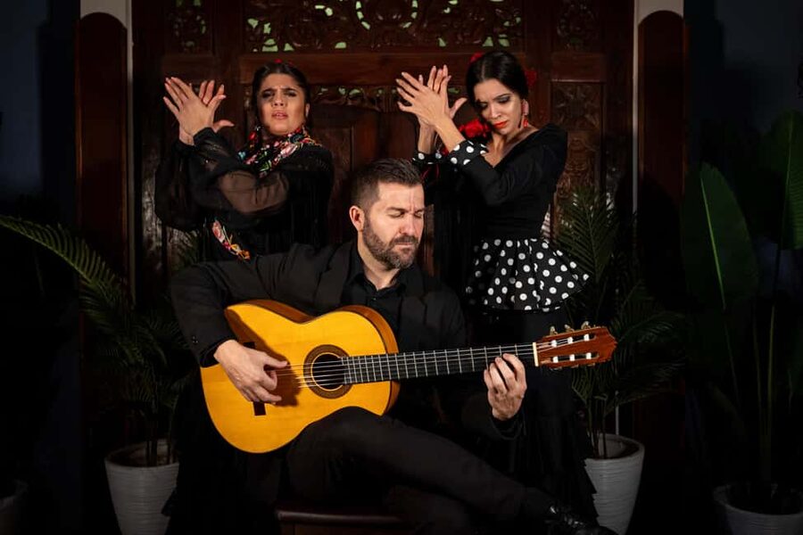 Seville: Flamenco Show at Tablao Almoraima in Triana - Key points to know before you book