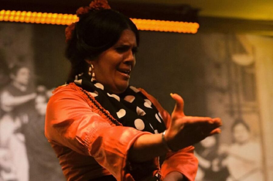 Seville: Flamenco Show & Cocktail Experience - How the performance feels for first-time viewers