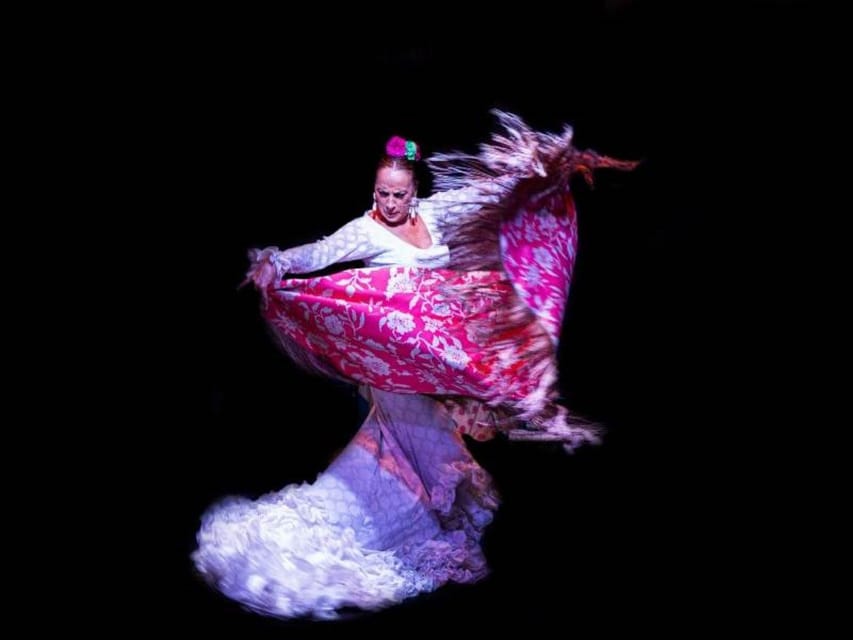 Seville: Tapas Dinner and Flamenco Show - A 20-meter walk to the flamenco tablao