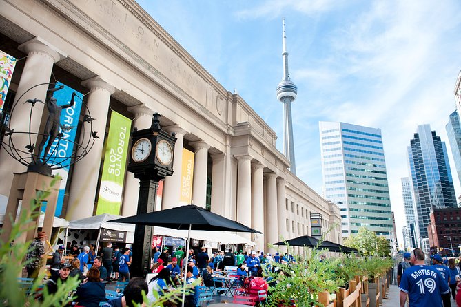 Show me the City! A Small Group Walking Tour of Toronto - Brookfield Place and Toronto’s indoor architecture