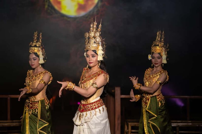 Siem Reap: A Spectacular Show with Optional Dinner - Who will enjoy this experience most?