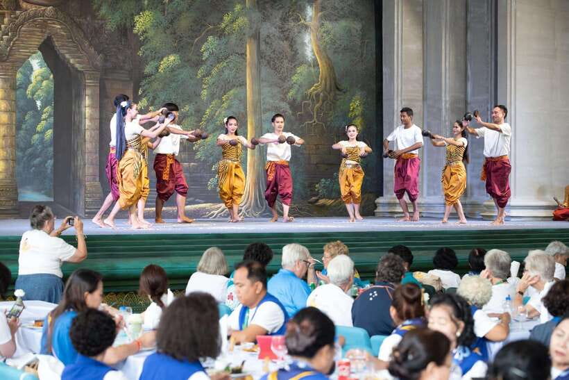 Siem Reap: Apsara Dance Show with Buffet Dinner & Tuk-Tuk... - At a glance