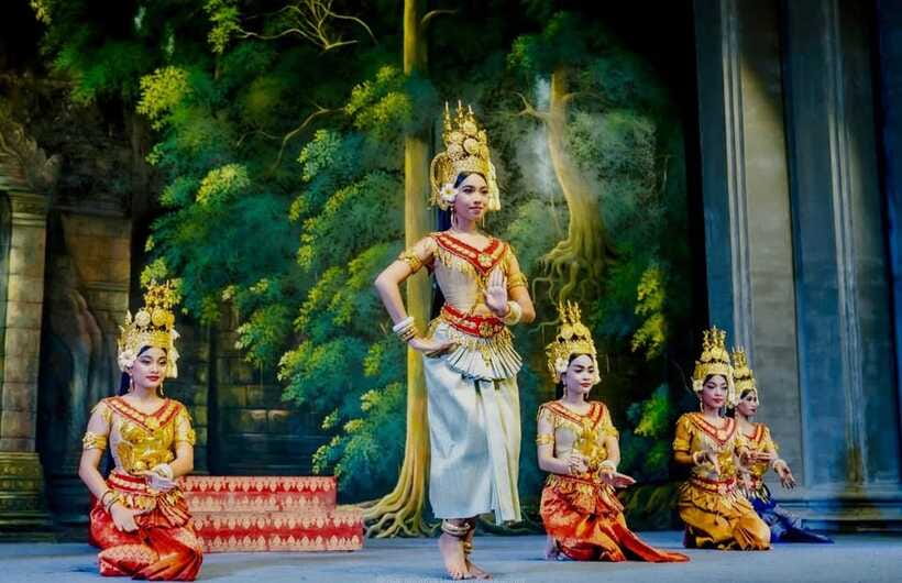 Siem Reap: Apsara Dance Show with Buffet Dinner & Tuk-Tuk... - What the $26 price really covers