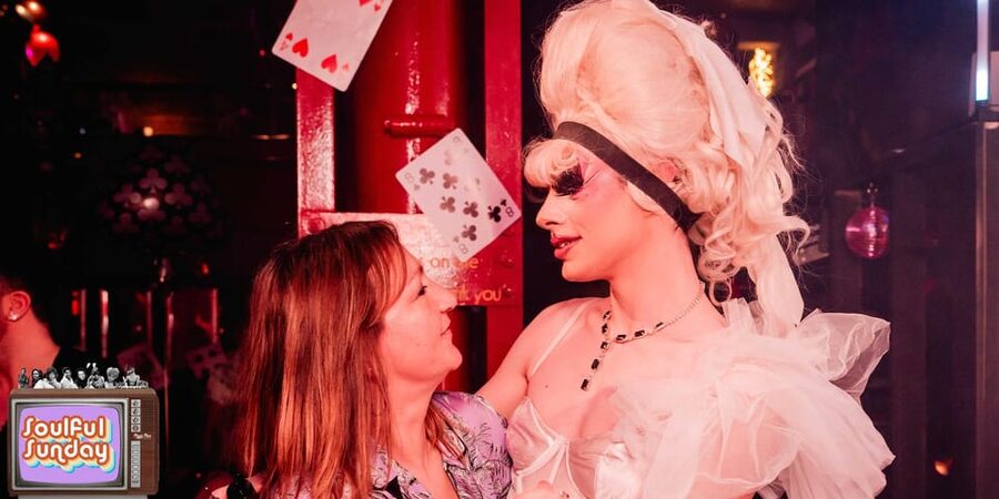 Soulful Sunday Roast Dinner with Drag Queens - Key points to know before booking