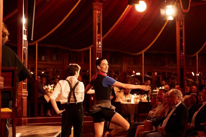 Strauss Dinner Show - Inside the Mirage at Prater 75
