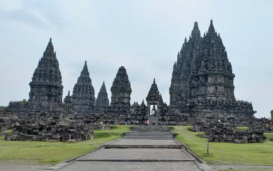 Sunset at Prambanan & Including Ticket Ramayana Ballet Show - Afternoon pickup from Yogyakarta