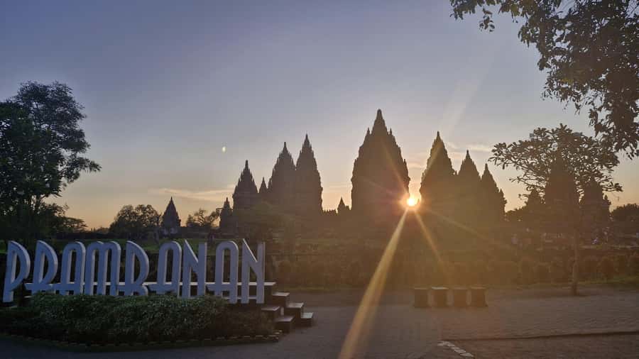 Sunset at Prambanan & Including Ticket Ramayana Ballet Show - Final verdict: a strong evening if you choose the date carefully