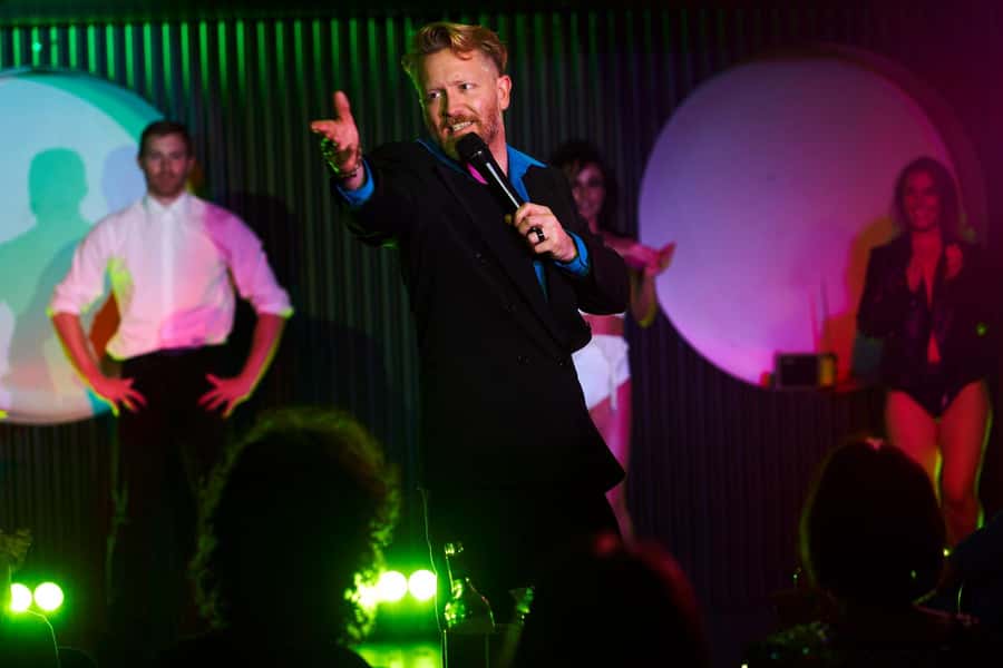 Sydney: Cabaret Dinner Show at the Honeycomb Club - Getting there and entering the club