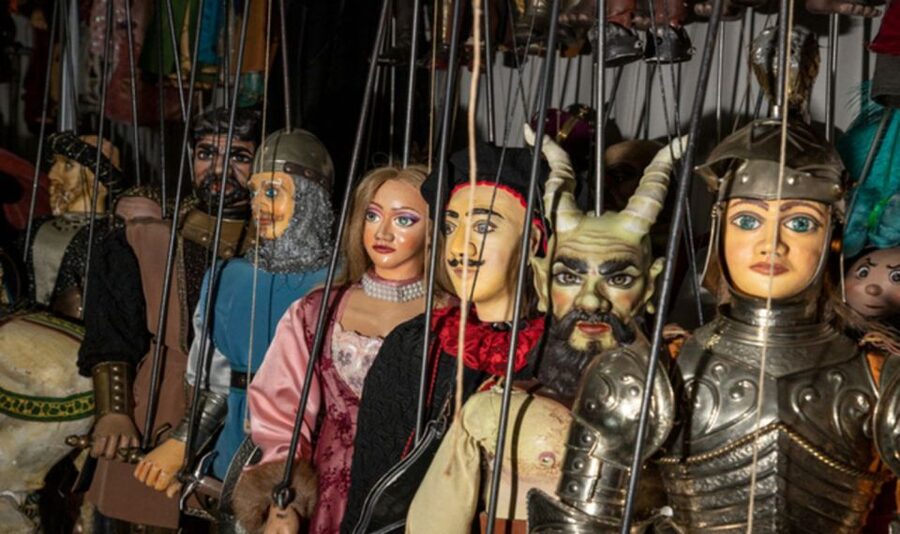 Syracuse: Museum Guided Tour with Sicilian Puppet show - The guided tour needs careful checking