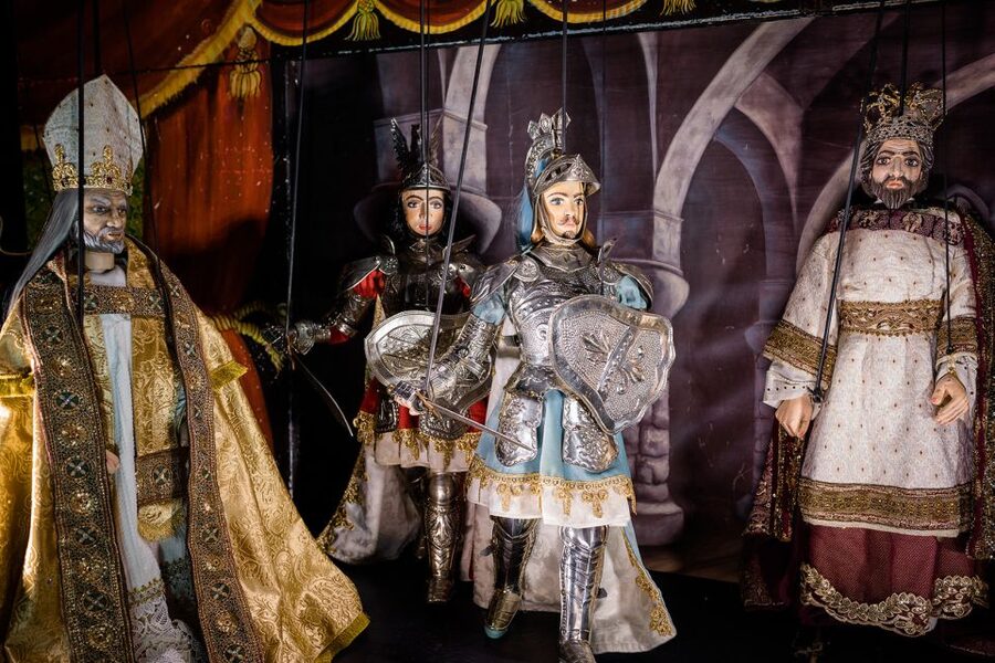 Syracuse: Sicilian Puppet Show with visit behind the scenes - Should you book the Syracuse Opera dei Pupi experience?