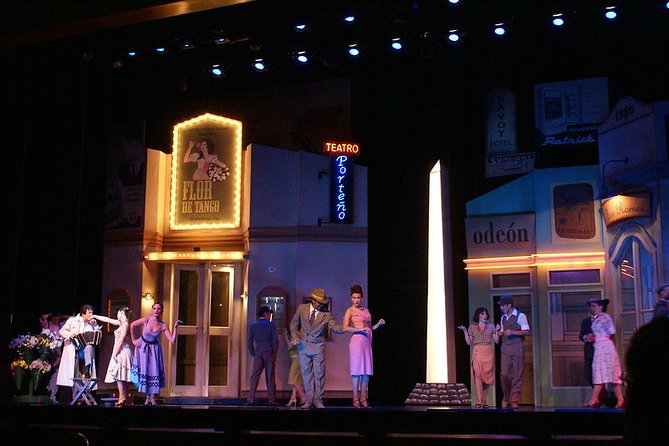 Tango Porteño Show with Optional Dinner in Buenos Aires - A big Buenos Aires tango production