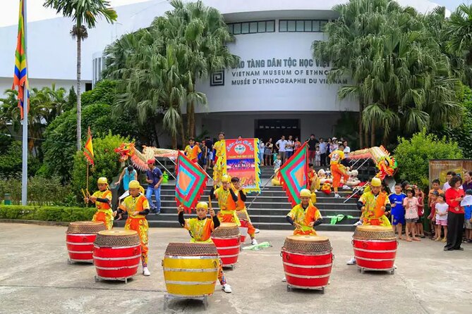 Thang Long Water Puppet Theater - Why families often find it a good evening stop
