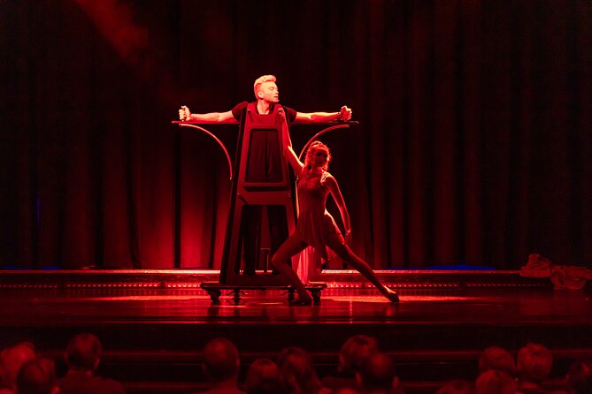 'The Cabaret' Garry & Janine Magic & Comedy Dinner Show - Practical details before you go