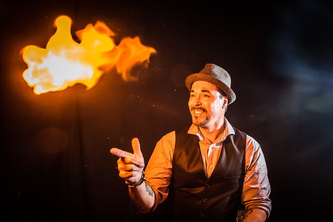 The Outta Control Magic Dinner Show in Orlando - What the Outta Control show actually feels like