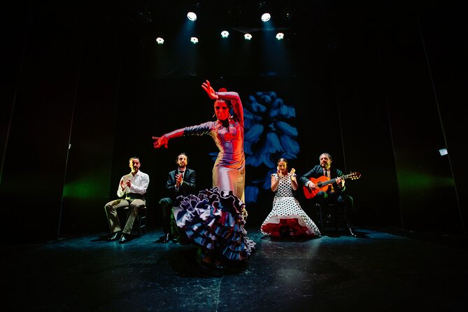 Tickets for the Authentic Flamenco Show at the Madrid Theater - Getting there and planning the evening